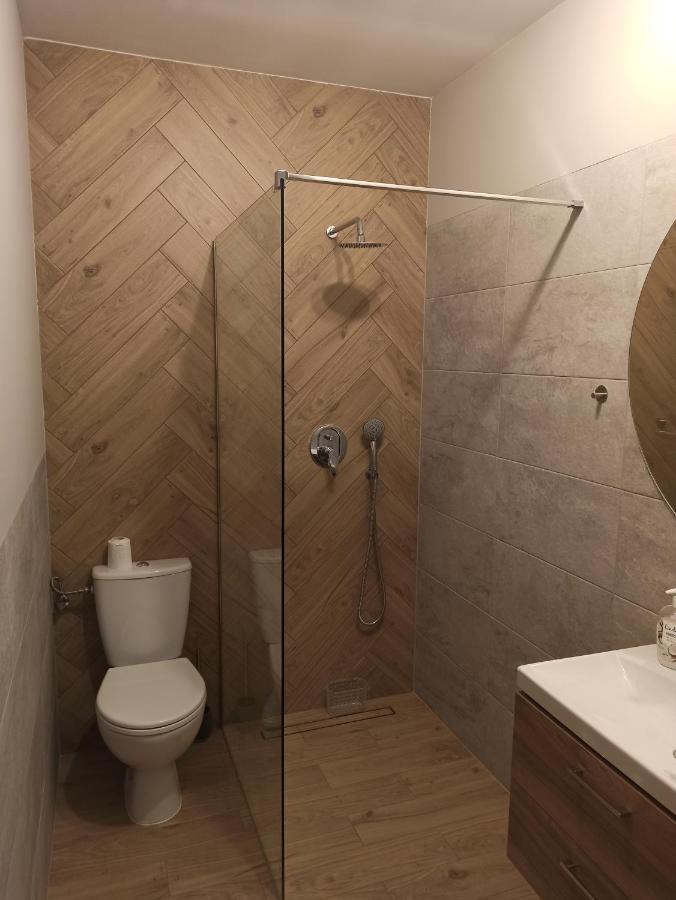 Pojezierze Waleckie Kusi Atrakcjami Apartment Walcz Bagian luar foto
